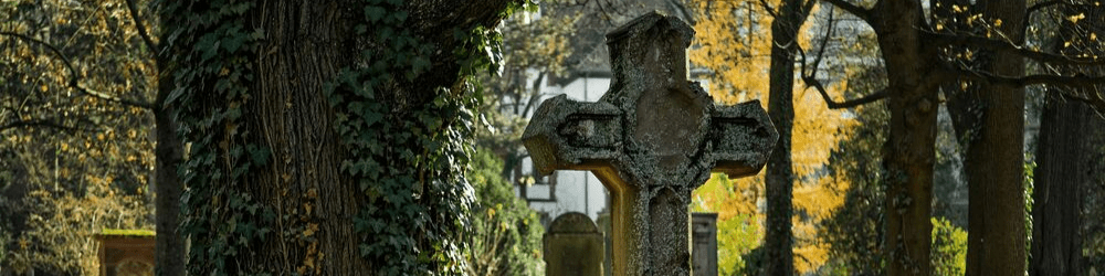 croix sur un cimetiere